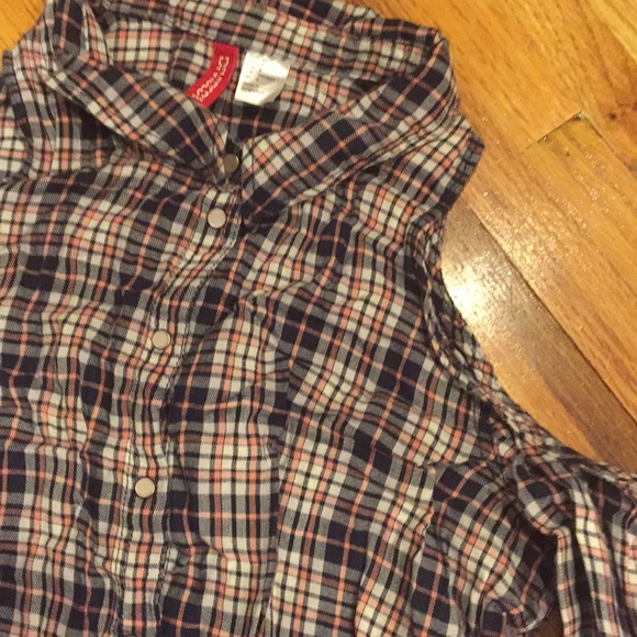 H&M Divided Plaid Snap Button Cold Shoulder 4 - Picture 2 of 3